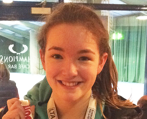 Phoebe-Suthers_01 Phoebe Suthers (GBR) tennis string tension Phoebe-Suthers_01 Phoebe Suthers (GBR) tennis string tension