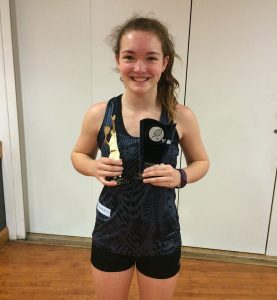 PhoebeSuthers_TournamentWin_April-13_2017-e1492187792732-277x300 Phoebe Suthers remporte un tournoi en simple et en double au Royaume-Uni tennis string tension PhoebeSuthers_TournamentWin_April-13_2017-e1492187792732-277x300 Phoebe Suthers remporte un tournoi en simple et en double au Royaume-Uni tennis string tension