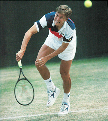 Dan-Wimbledon-1989_web5x5.5in Dan Goldie (USA) tennis string tension Dan-Wimbledon-1989_web5x5.5in Dan Goldie (USA) tennis string tension